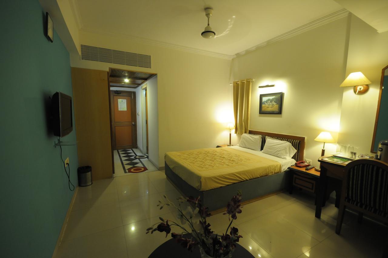 Hotel Grape City Nashik Luaran gambar