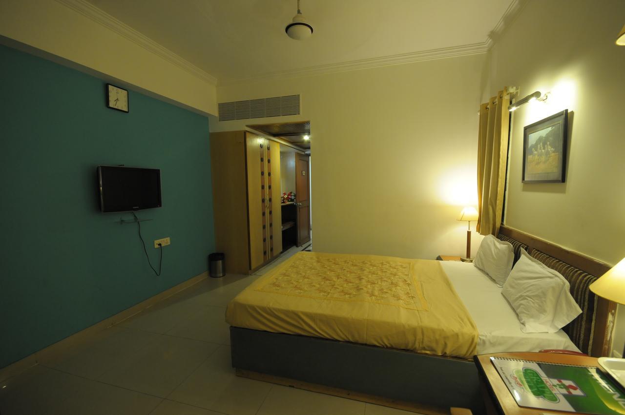 Hotel Grape City Nashik Luaran gambar