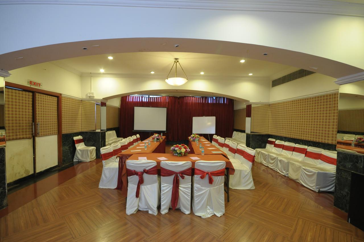 Hotel Grape City Nashik Luaran gambar
