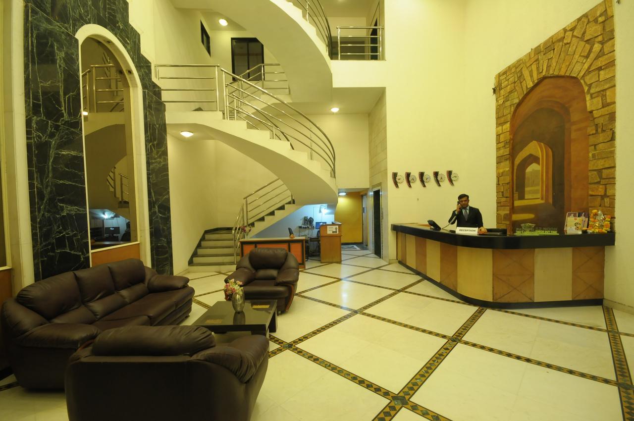 Hotel Grape City Nashik Luaran gambar